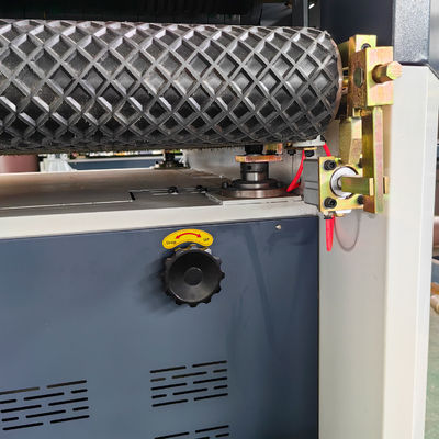 11kw κινητήρας Τρίτη μονάδα B-R-RP1000 Προσαρμογή Wide Belt Drum Planer Σάντερ με ντουλάπι