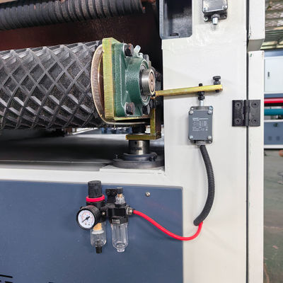 11kw κινητήρας Τρίτη μονάδα B-R-RP1000 Προσαρμογή Wide Belt Drum Planer Σάντερ με ντουλάπι