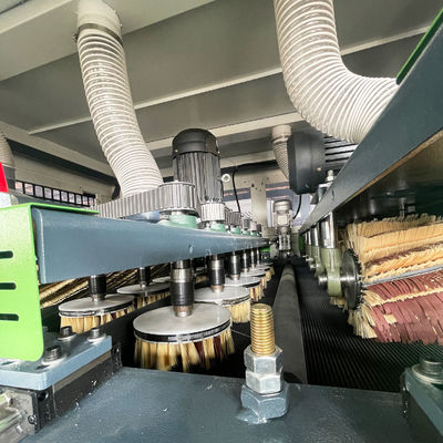 1300mm Wood Sander CNC Επικοινωνιακά έπιπλα Γεωργική μηχανή γυαλισμού για ξενοδοχεία