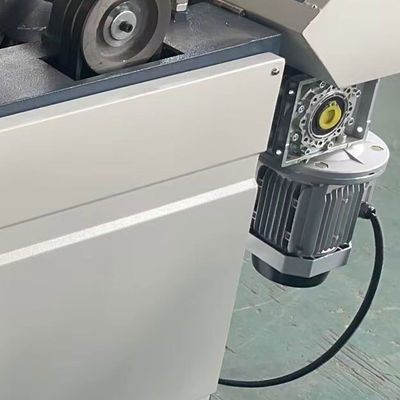 5.5kW Δύναμη ξυλουργική 1000mm αυτόματη ευρεία ζώνη ξυλοβουρτσάκι Sander Machine για το πάτωμα