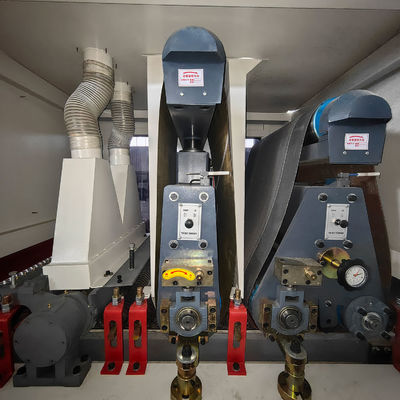 Σπίτι 31.55kW B-R-RP βαρύς φόρτος ξυλουργική Sander Planer για ευρεία απόδοση ζώνης