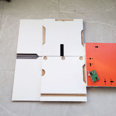12kw αυτόματη μηχανή κλειδαριού πόρτας CNC για έπιπλα