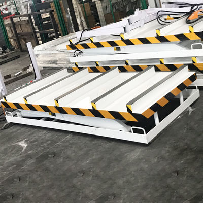 Υδραυλικό τραπέζι ανύψωσης με ψαλίδι για την επεξεργασία και φόρτωση επιφανειακών επίπλων