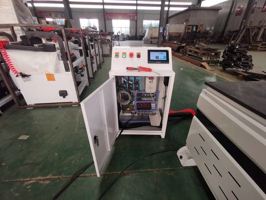 900KG CNC ξύλινη πόρτα κλειδαριά τρύπα Mortising Machine με αυτόματο σύστημα λίπανσης