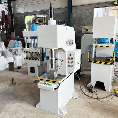 Επικαιροποιήσεις Y41-30T CNC Precision Small Vertical Hydraulic Press με ισχύ 4kW