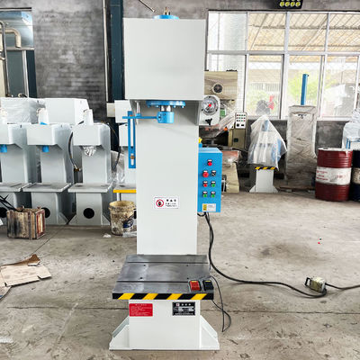 Επικαιροποιήσεις Y41-30T CNC Precision Small Vertical Hydraulic Press με ισχύ 4kW