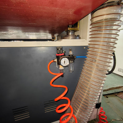 27.87kw R-R1000 Wide Belt Bench Sander για την αμμοποίηση πάχους ξύλου και τη συλλογή σκόνης