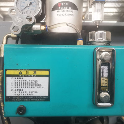 Ενίσχυρη 21,12kw οριζόντιο στυλ Βιομηχανικό 650mm Wood Cutting Band Saw Fast Machine