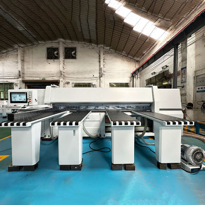 Μηχανή πριονιστικής γραμμής CNC με λειτουργία αυτόματης ακρίβειας