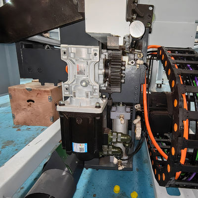 Προσαρμοσμένο Voltage Πλήρως αυτόματο CNC Computer Saw για βαριά ταχύτητα κόψιμο ξύλου
