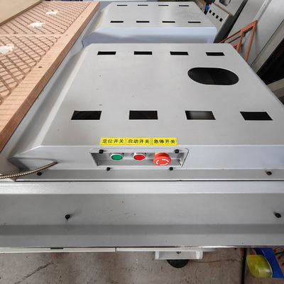 Μηχανή CNC Router για ξυλουργική με γραμμικό αυτόματο μηχανισμό αλλαγής εργαλείων και υψηλή αντοχή