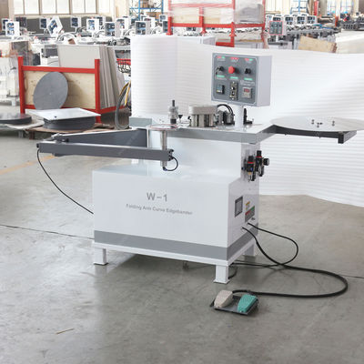 1.4kW Δύναμη W-1 Curve Line Edge Bander Πλήρως αυτόματο μέσω της μηχανής συνδετήρα άκρου τροφοδοσίας