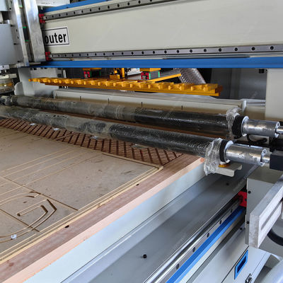 PK1325 Σύστημα στροφής υψηλής ταχύτητας CNC βαρέος φορτίος ξυλοκομής δρομολογητής αλεύρι στροφής για στροφή