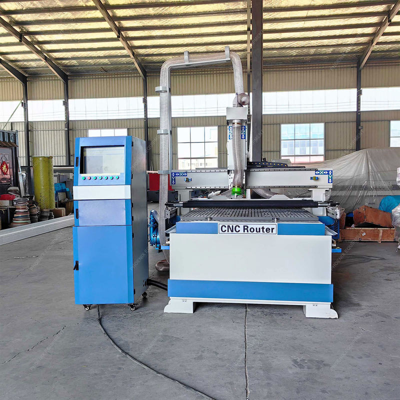 1700KG βάρος ξυλοκόπηση CNC δρομολογητής με οριζόντιες λειτουργίες τρύπησης και τρυπήματος